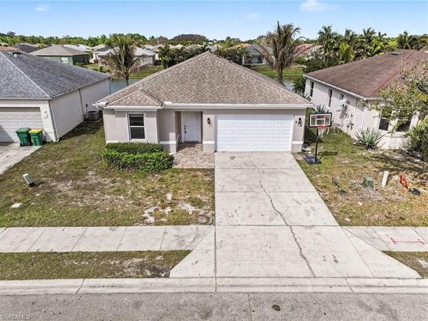 933 Hamilton ST , IMMOKALEE, FL 34142