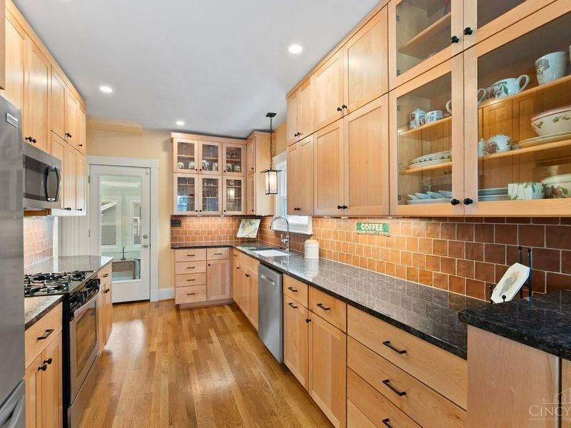 3059 Griest Avenue, Cincinnati, OH 45208 Photo 3