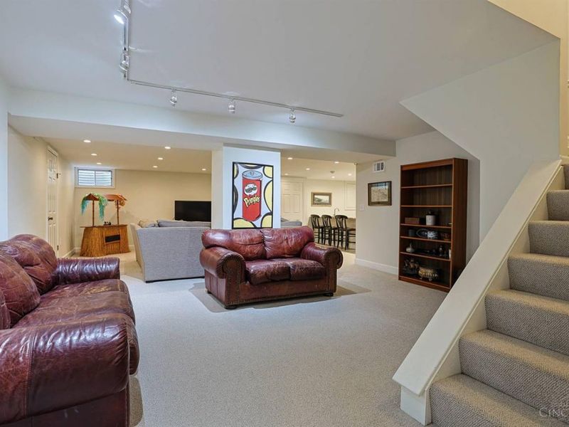 37 Carpenters Run, Cincinnati, OH 45241 Photo 32