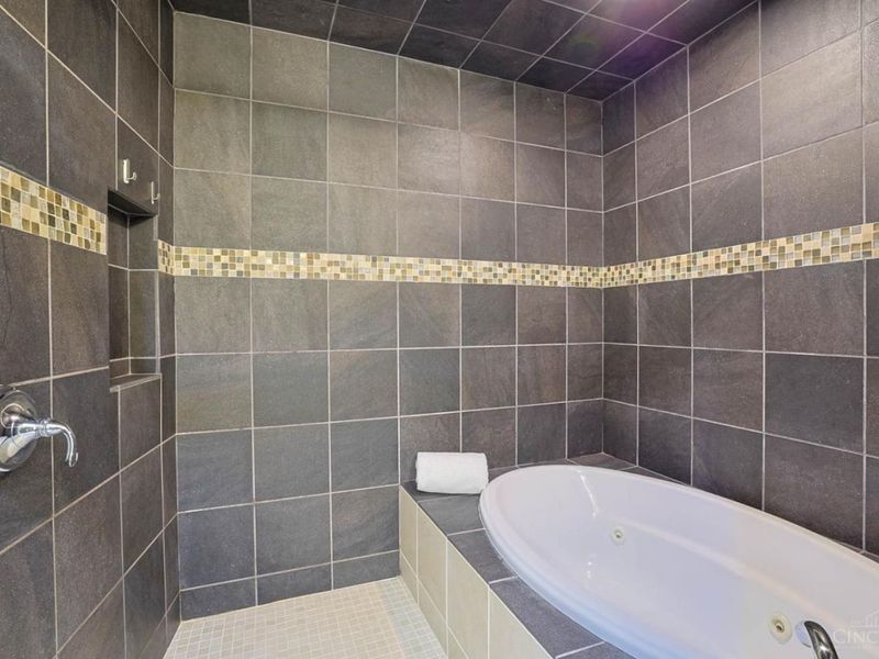 9348 Towne Square Avenue, Unit 4, Blue Ash, OH 45242 Photo 24