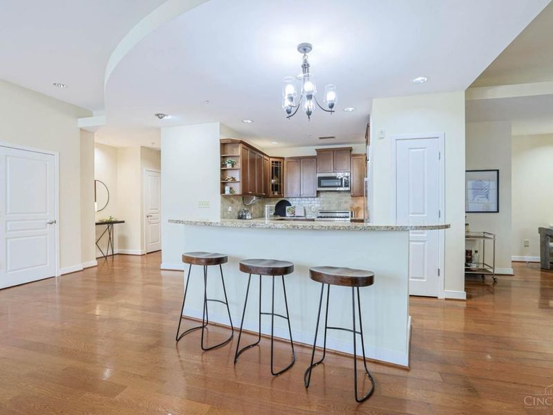 9348 Towne Square Avenue, Unit 4, Blue Ash, OH 45242 Photo 9