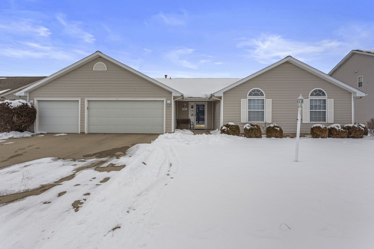 3906 Crail Road, Champaign, IL 61822 Main Photo