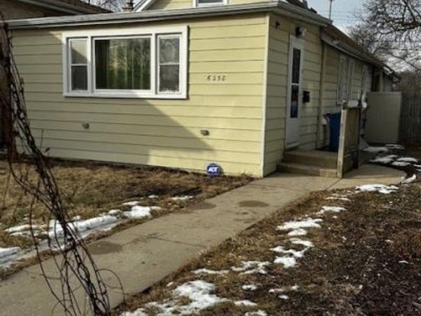 6238 W Eastwood Avenue, Chicago, IL 60630