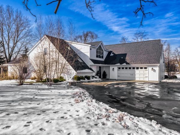 22563 N Ruth Court, Kildeer, IL 60047