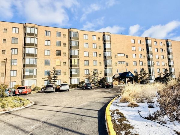 606 E Woodland Park Avenue, Unit 105, Chicago, IL 60616