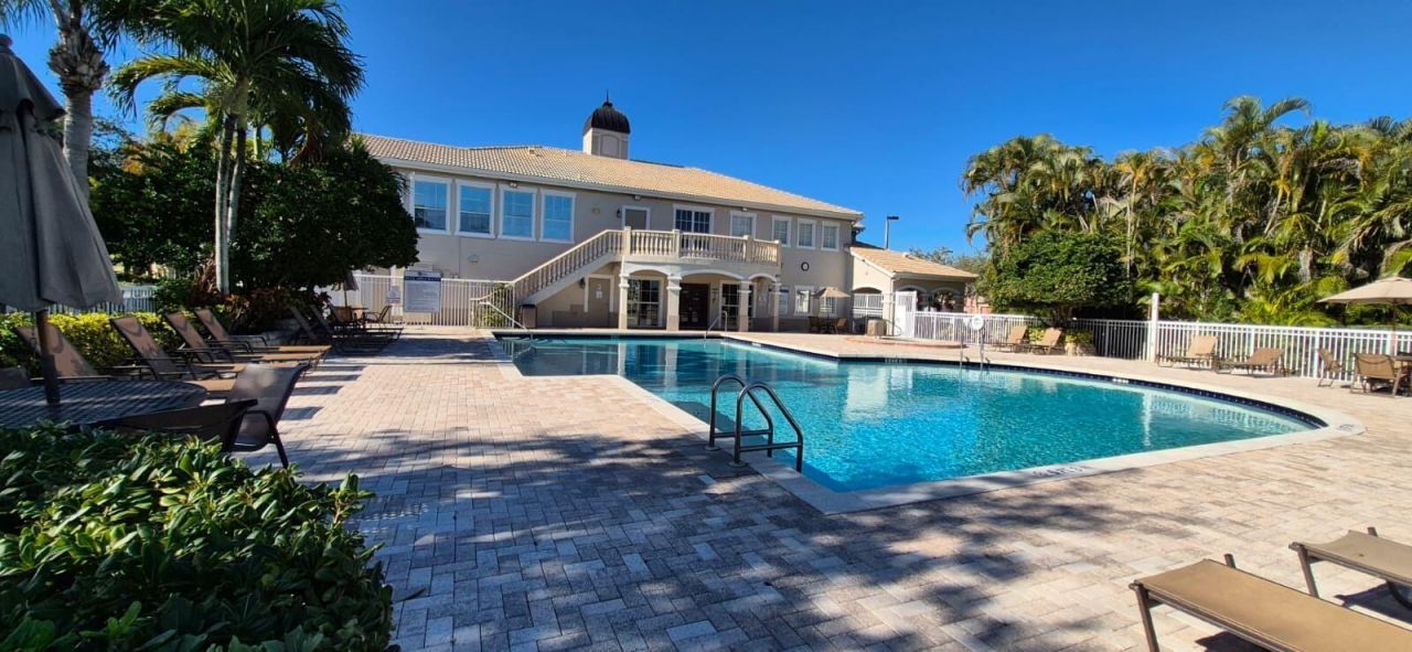 122 SW Peacock Boulevard, Unit 12204, Port Saint Lucie, FL 34986 Photo