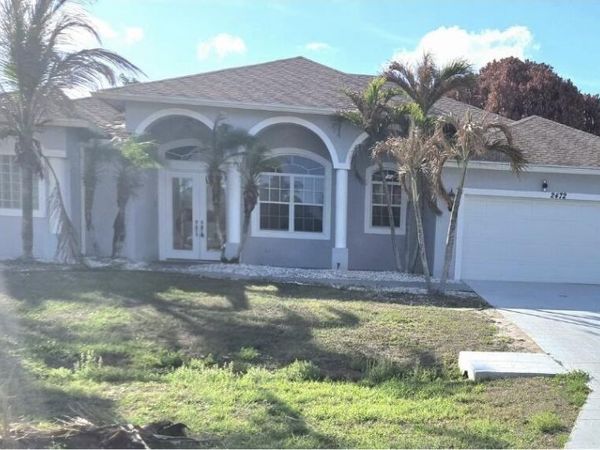2472 SW Valnera Street, Port St. Lucie, FL 34953