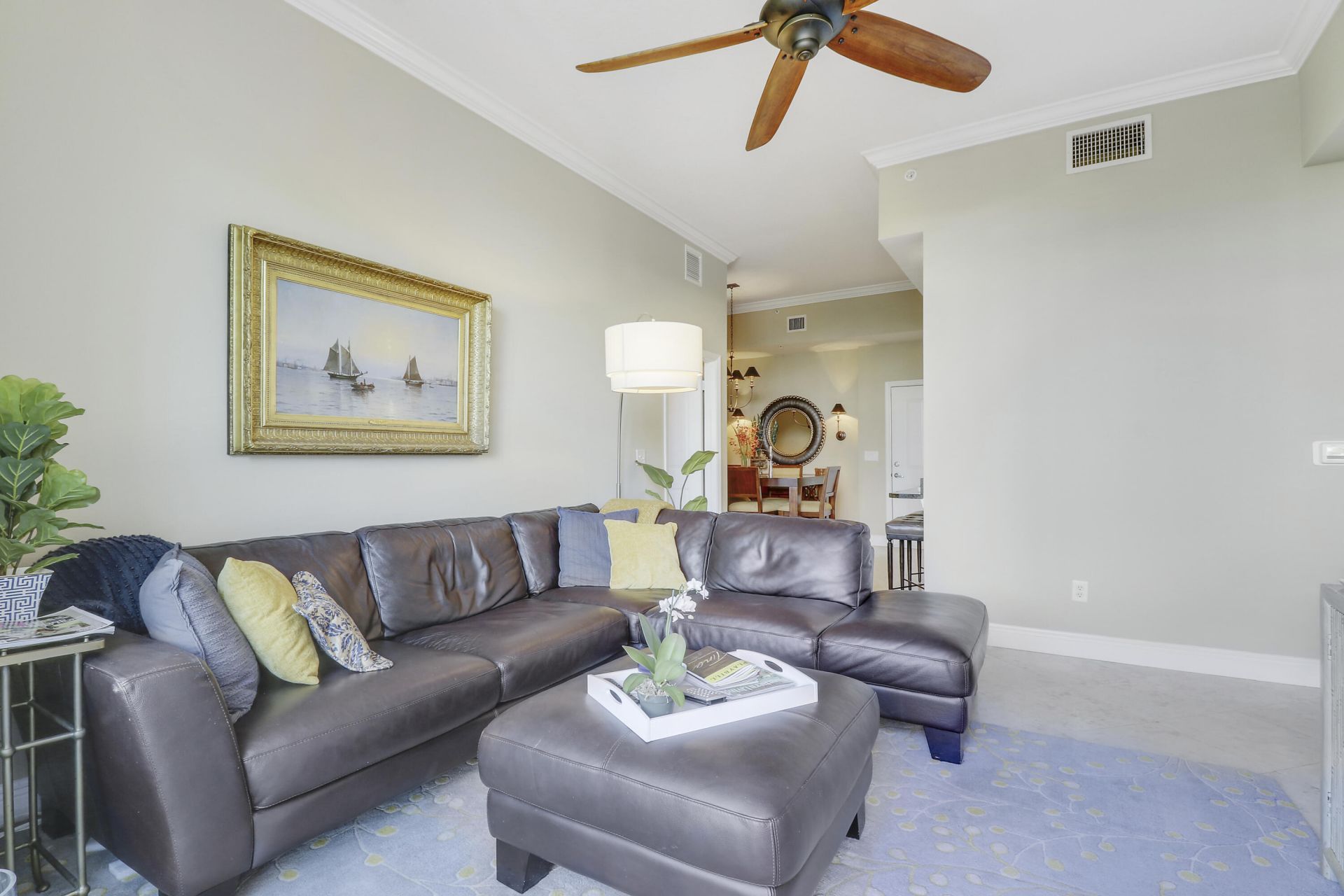 600 S Dixie Highway, Unit 405, West Palm Beach, FL 33401 Photo