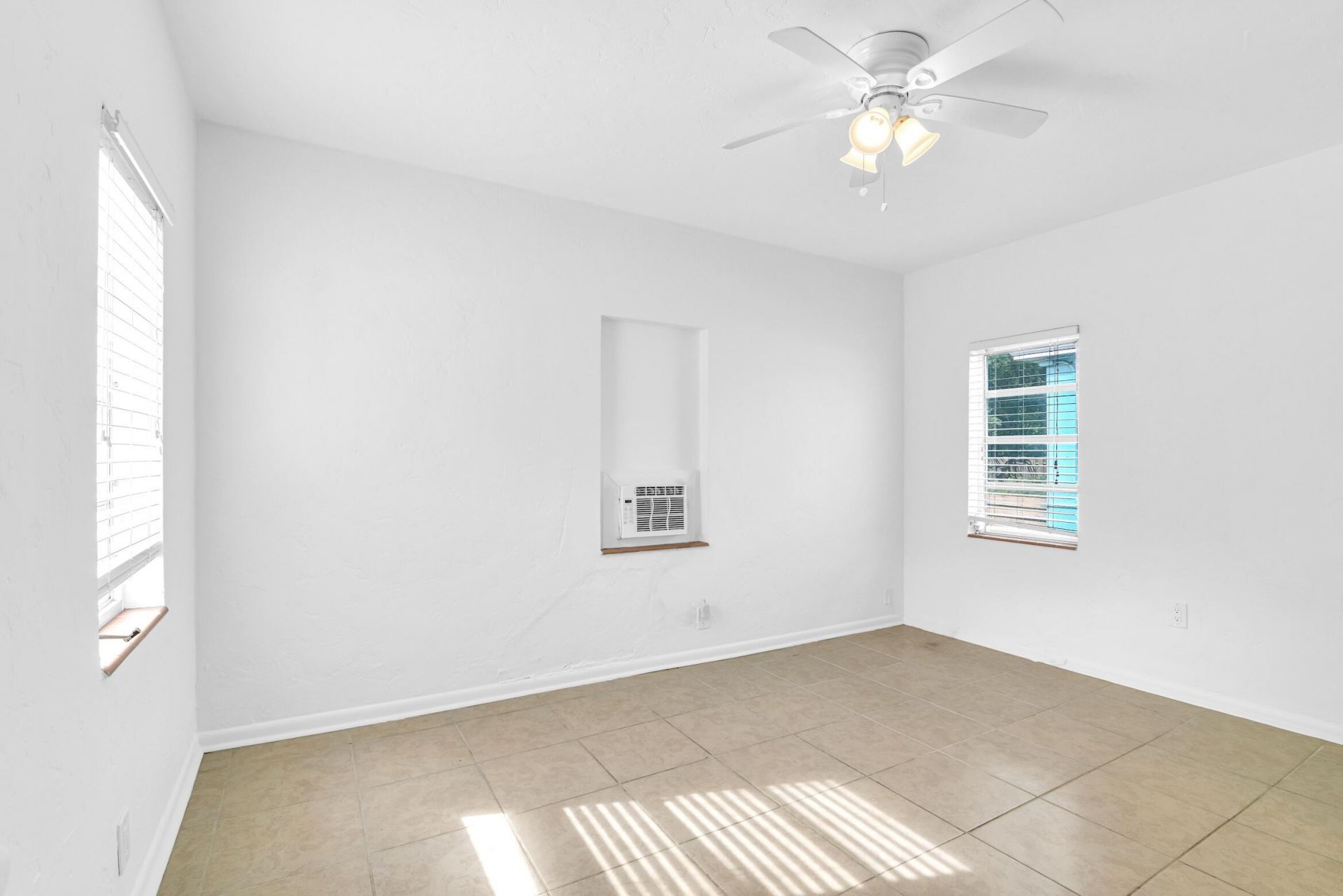 815 N J Street, Lake Worth Beach, FL 33460 Photo
