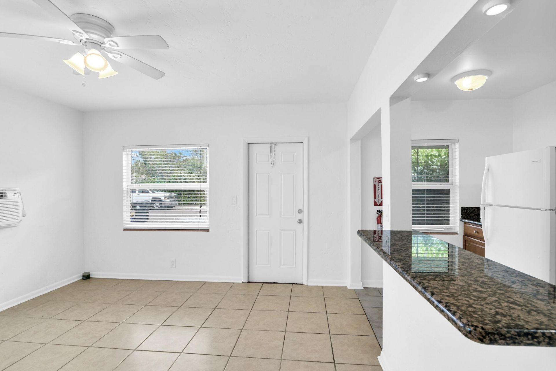 815 N J Street, Lake Worth Beach, FL 33460 Photo