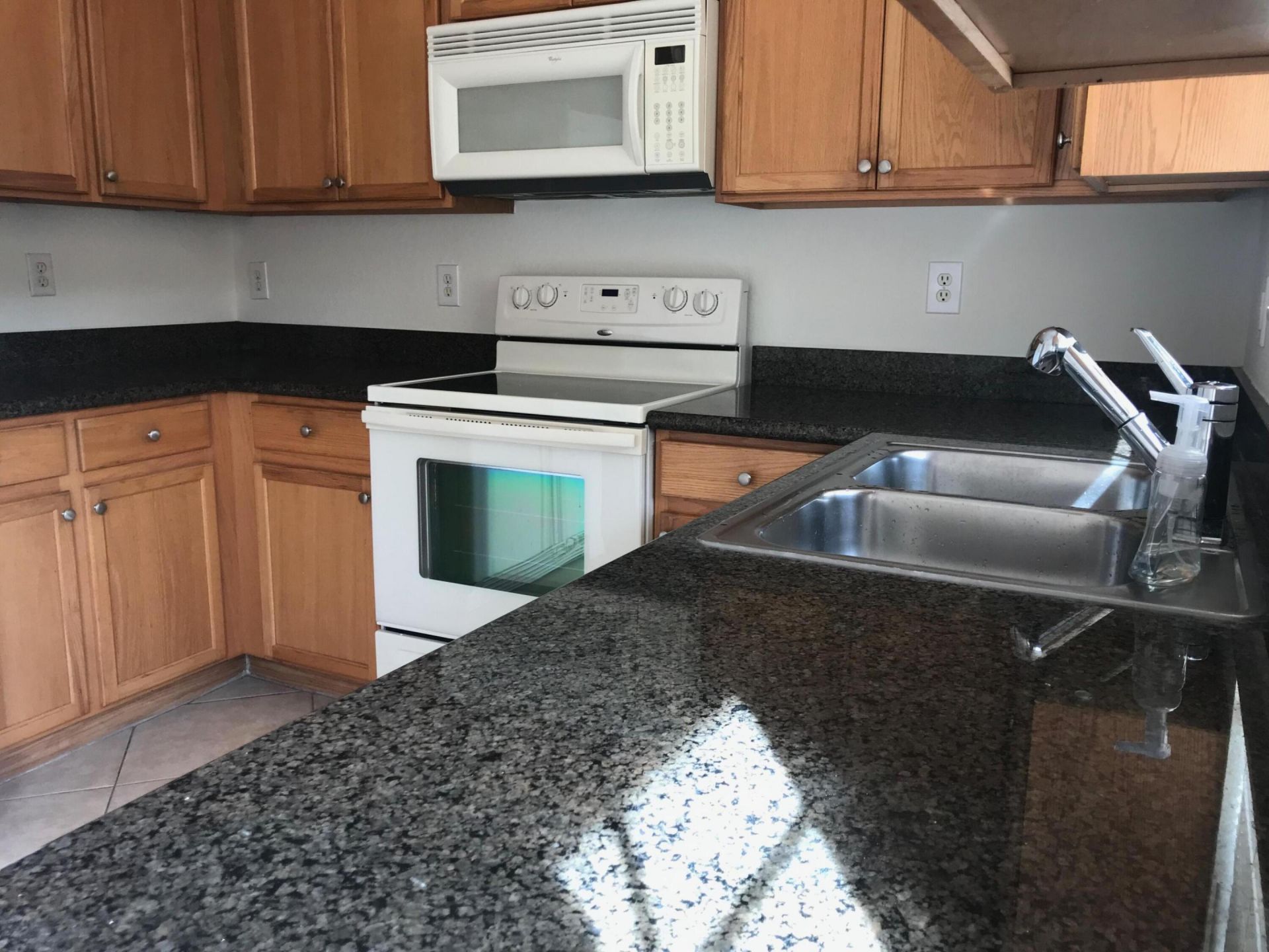 141 E Thatch Palm Circle, Jupiter, FL 33458 Photo