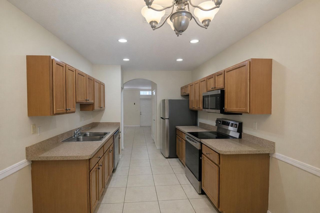 2141 SE Fern Park Drive, Port Saint Lucie, FL 34952 Photo