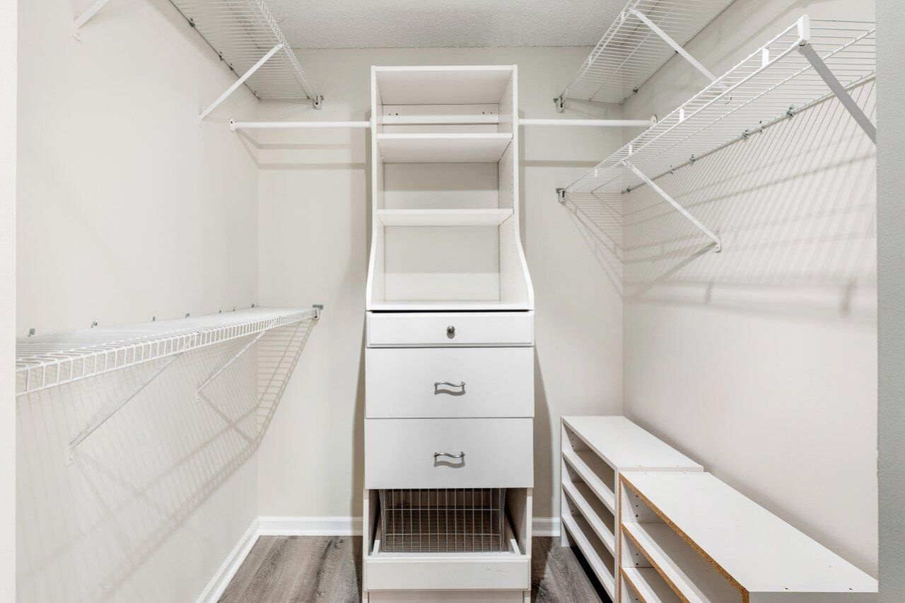 10679 Lake Shore Drive, Wellington, FL 33414 Photo