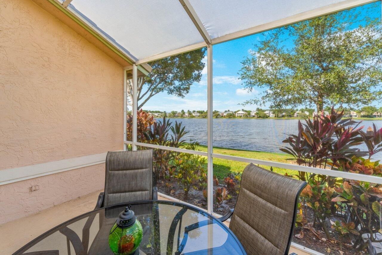 10679 Lake Shore Drive, Wellington, FL 33414 Photo