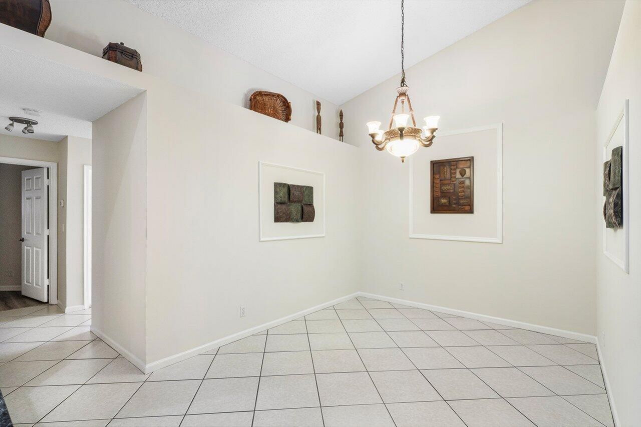 10679 Lake Shore Drive, Wellington, FL 33414 Photo