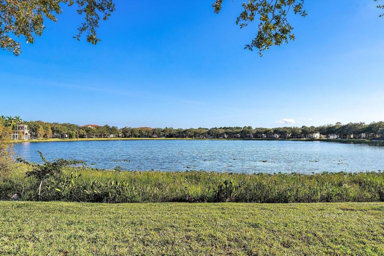 8050 Murano Circle, Palm Beach Gardens, FL 33418 Photo