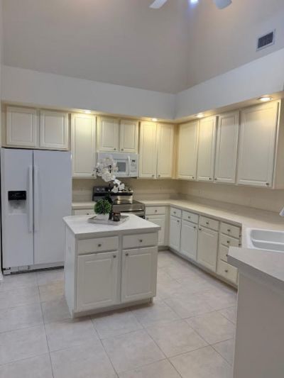 1665 SW Harbour Isles Circle, Unit 17, Port Saint Lucie, FL 34986 Photo
