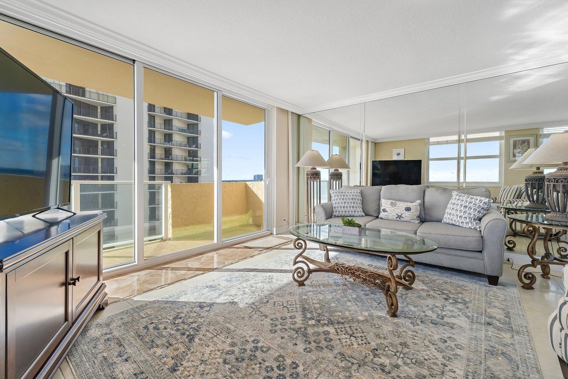 5440 N Ocean Drive, Unit 907, Singer Island, FL 33404 Photo