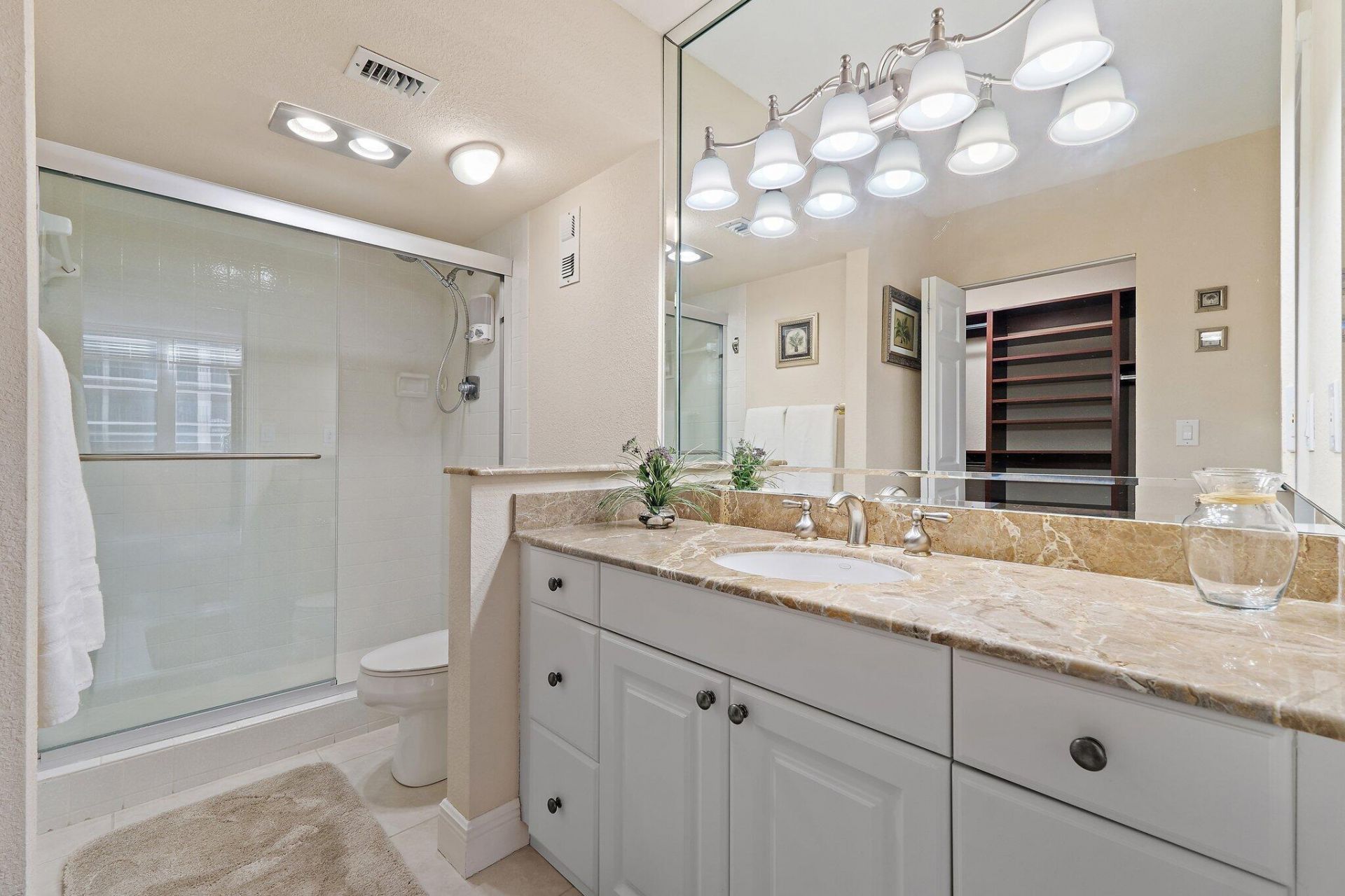 5440 N Ocean Drive, Unit 907, Singer Island, FL 33404 Photo