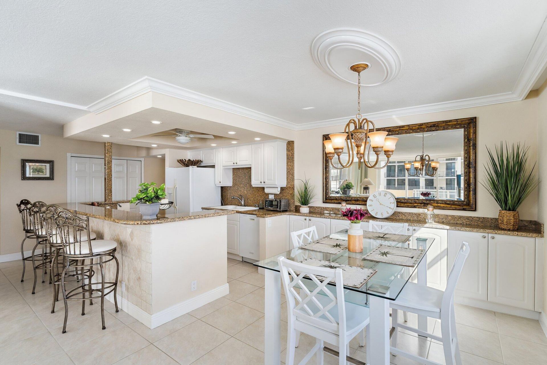 5440 N Ocean Drive, Unit 907, Singer Island, FL 33404 Photo