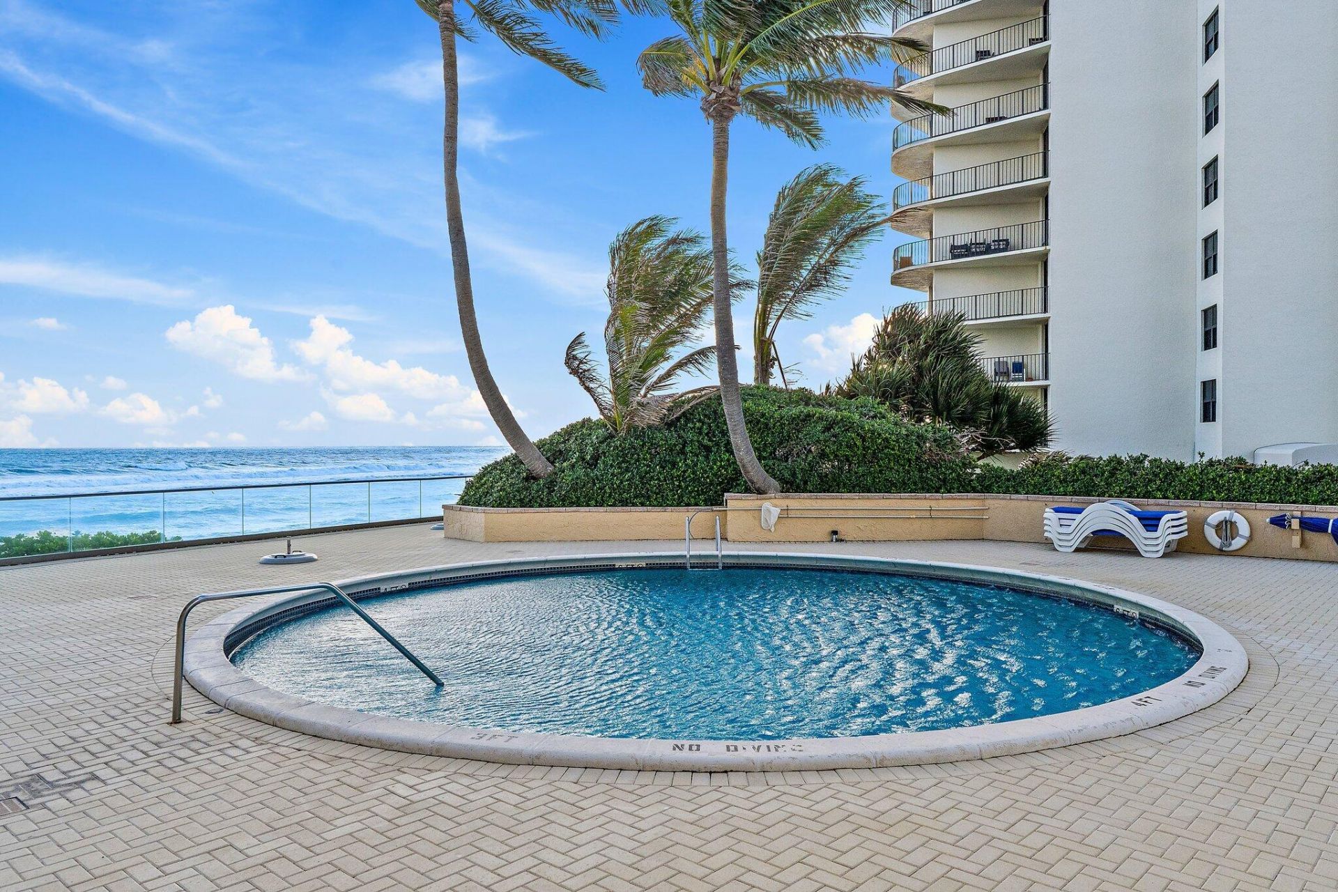 5440 N Ocean Drive, Unit 907, Singer Island, FL 33404 Photo