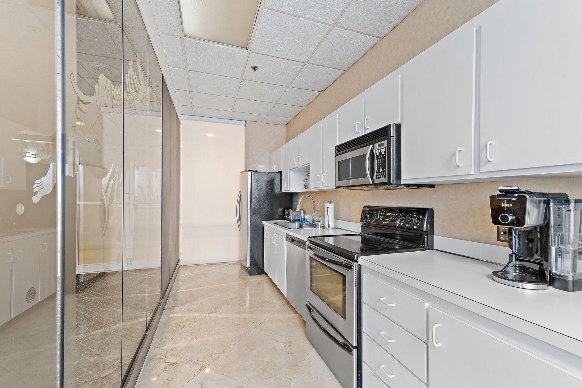 5440 N Ocean Drive, Unit 907, Singer Island, FL 33404 Photo