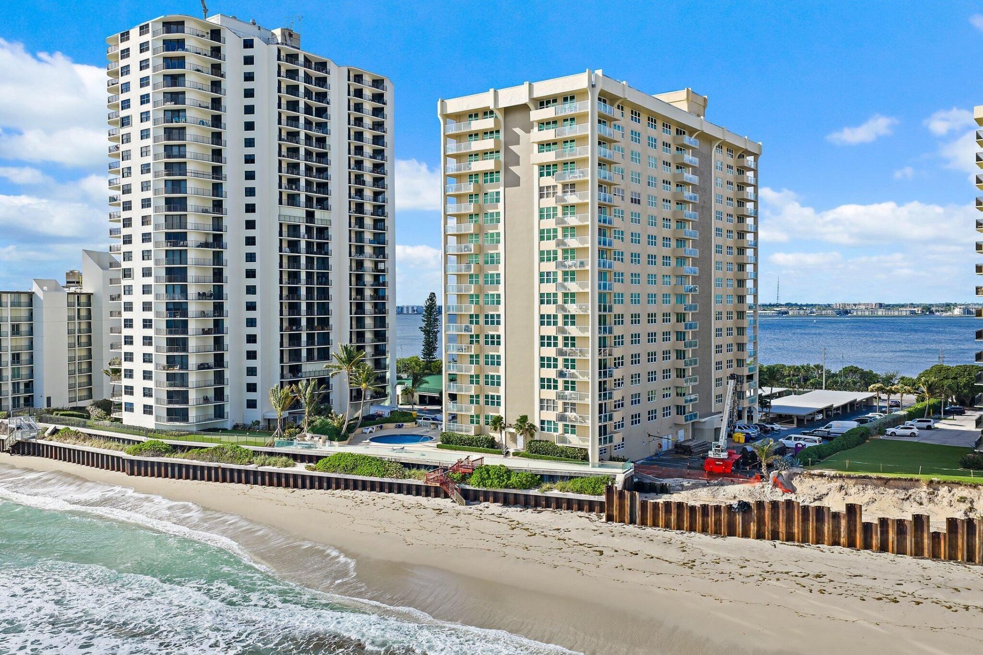 5440 N Ocean Drive, Unit 907, Singer Island, FL 33404 Photo