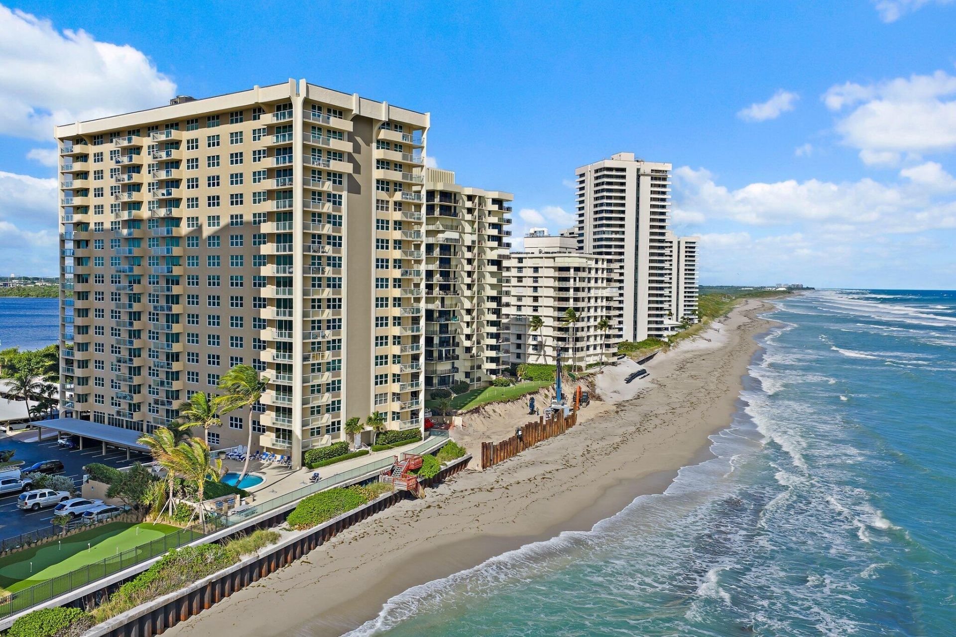 5440 N Ocean Drive, Unit 907, Singer Island, FL 33404 Photo