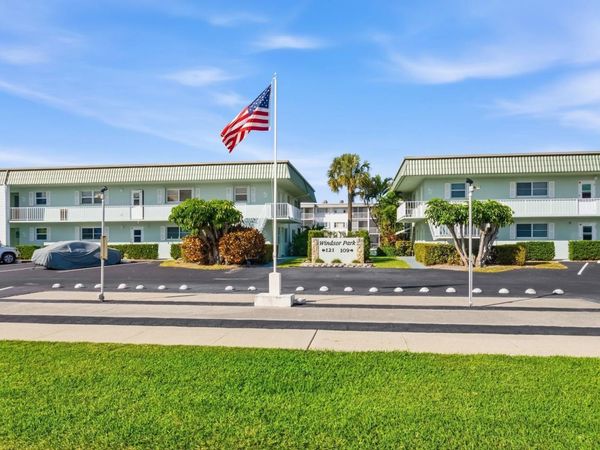 109 Wettaw Lane, Unit 203, North Palm Beach, FL 33408