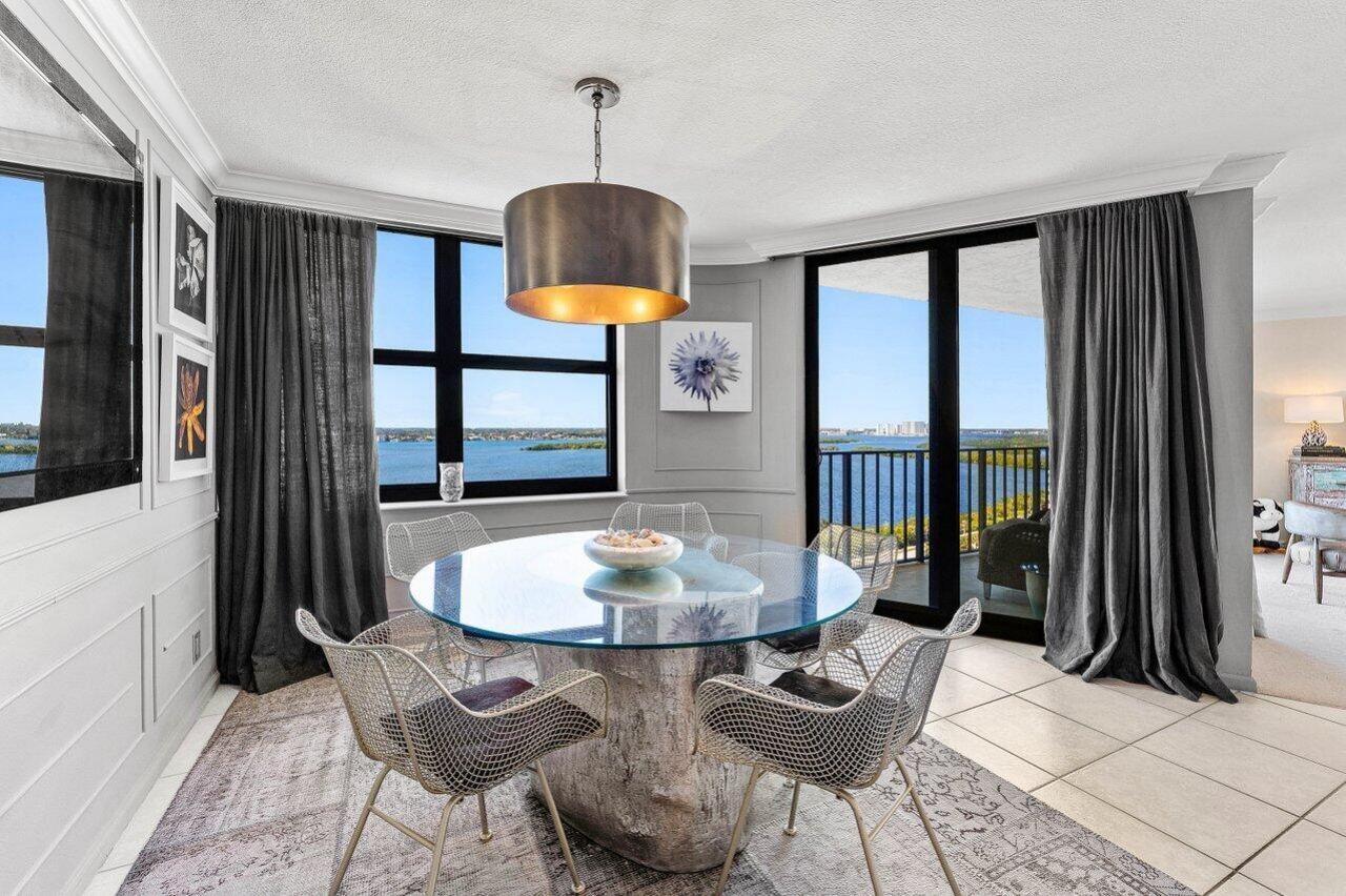 5420 N Ocean Drive, Unit 1605, Singer Island, FL 33404 Photo