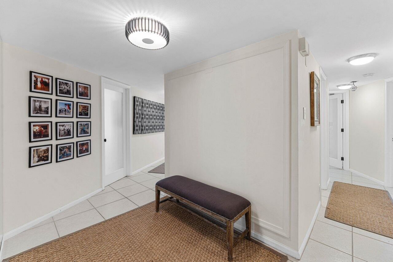 5420 N Ocean Drive, Unit 1605, Singer Island, FL 33404 Photo