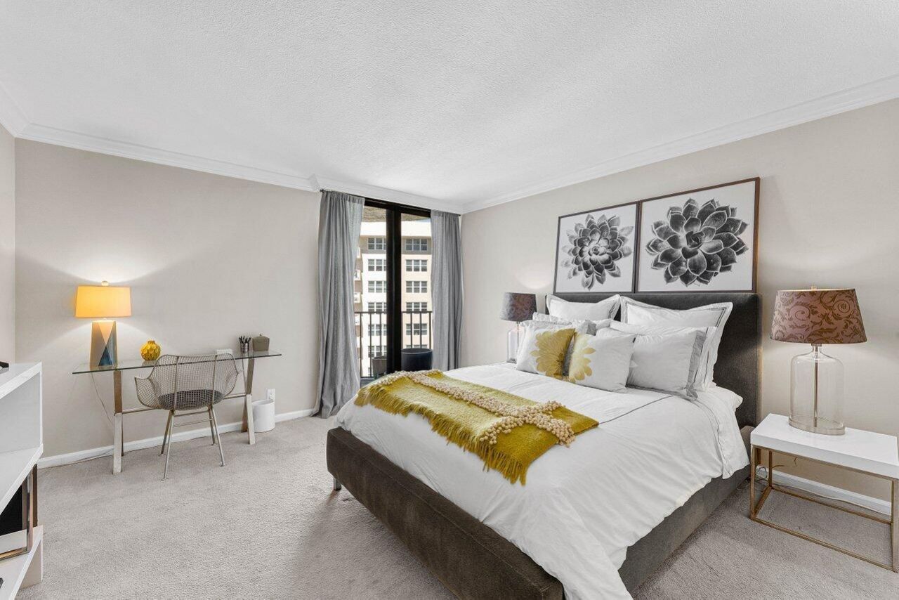 5420 N Ocean Drive, Unit 1605, Singer Island, FL 33404 Photo