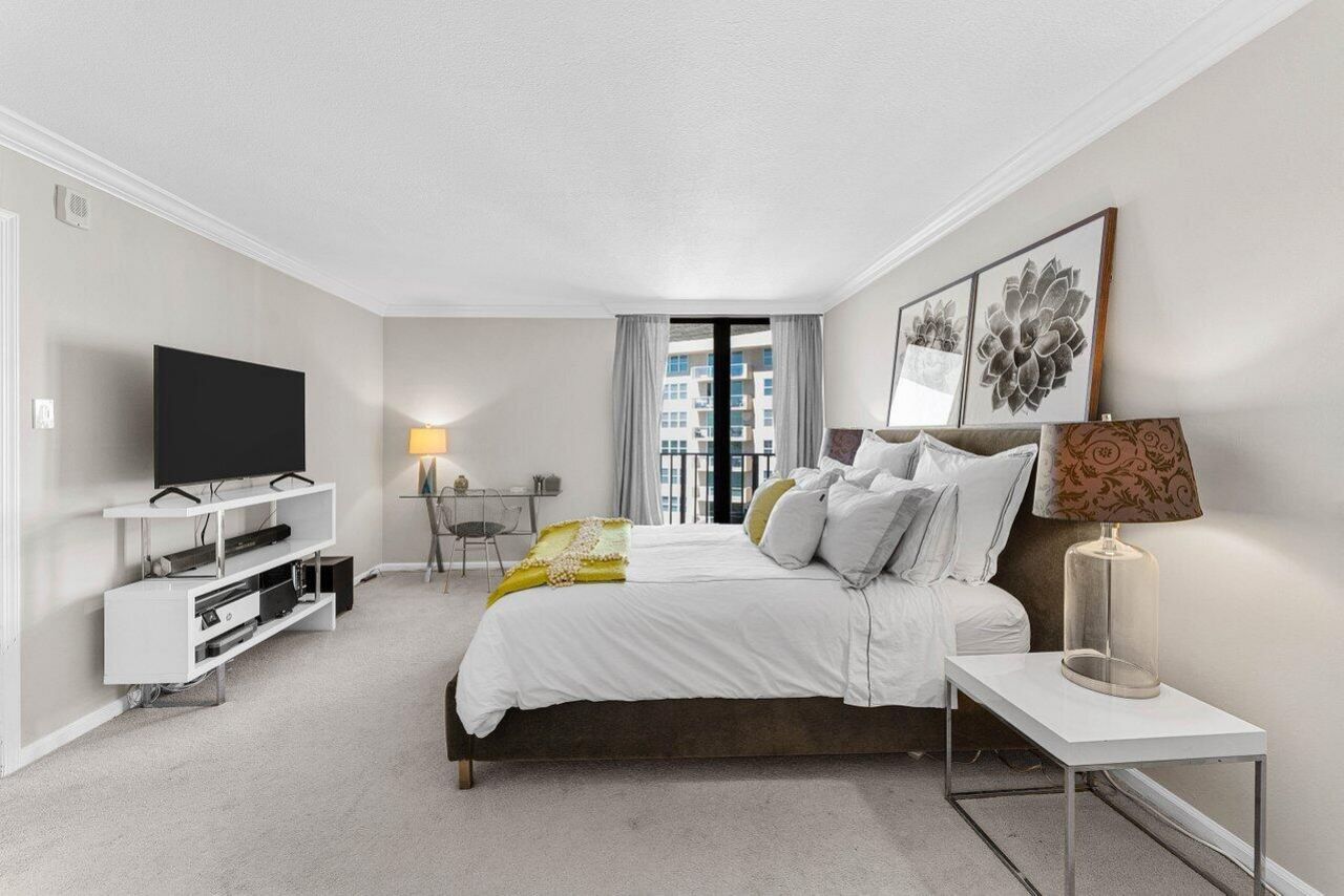 5420 N Ocean Drive, Unit 1605, Singer Island, FL 33404 Photo