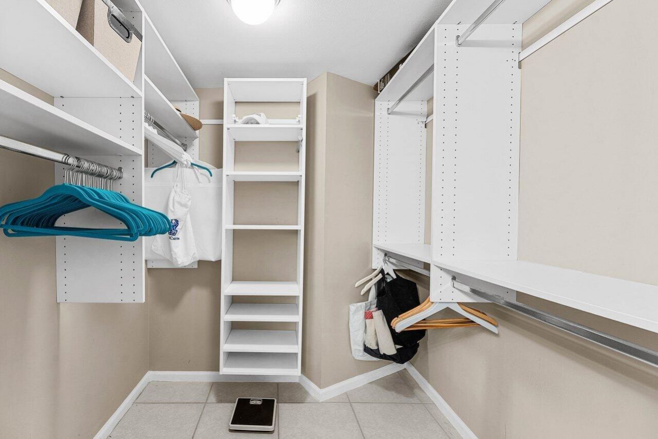 5420 N Ocean Drive, Unit 1605, Singer Island, FL 33404 Photo