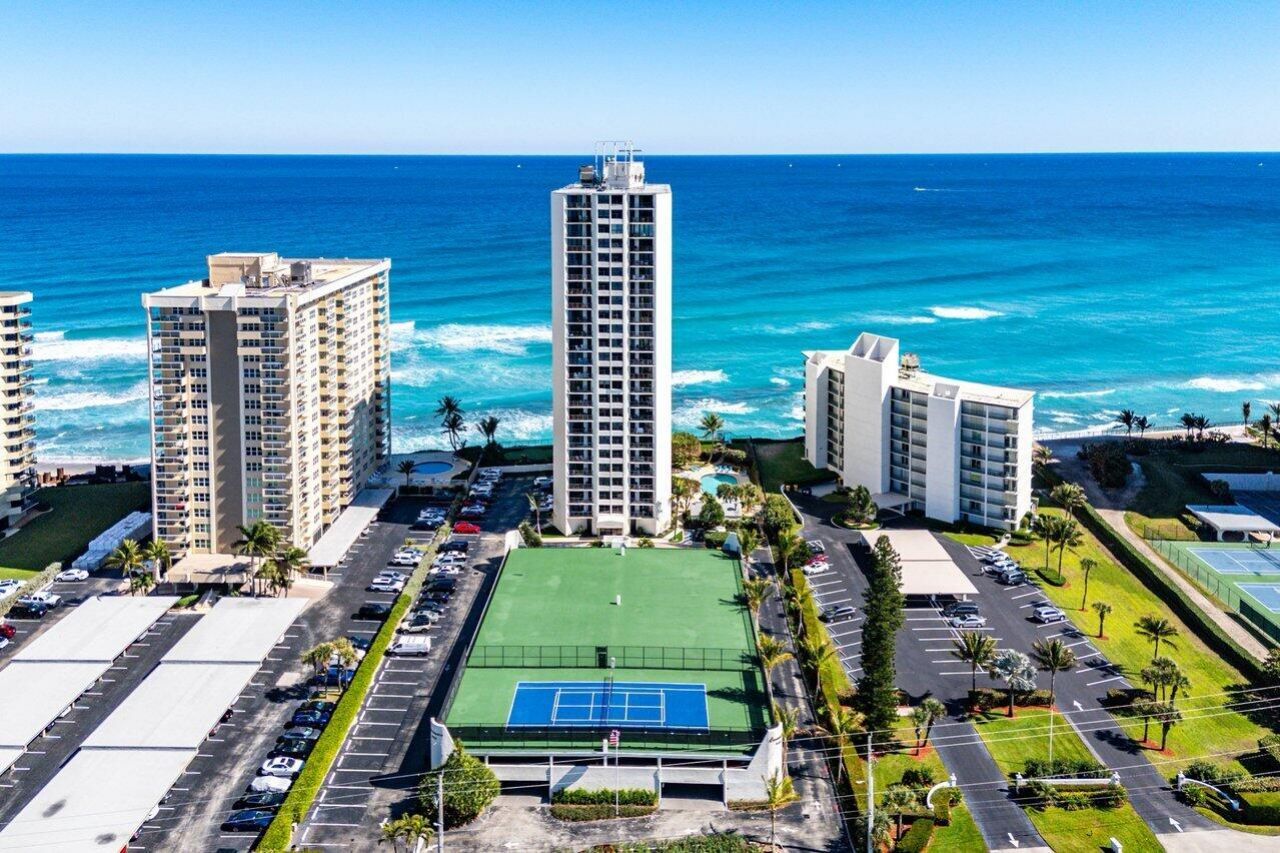 5420 N Ocean Drive, Unit 1605, Singer Island, FL 33404 Photo