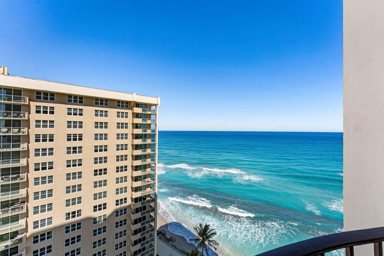 5420 N Ocean Drive, Unit 1605, Singer Island, FL 33404 Photo