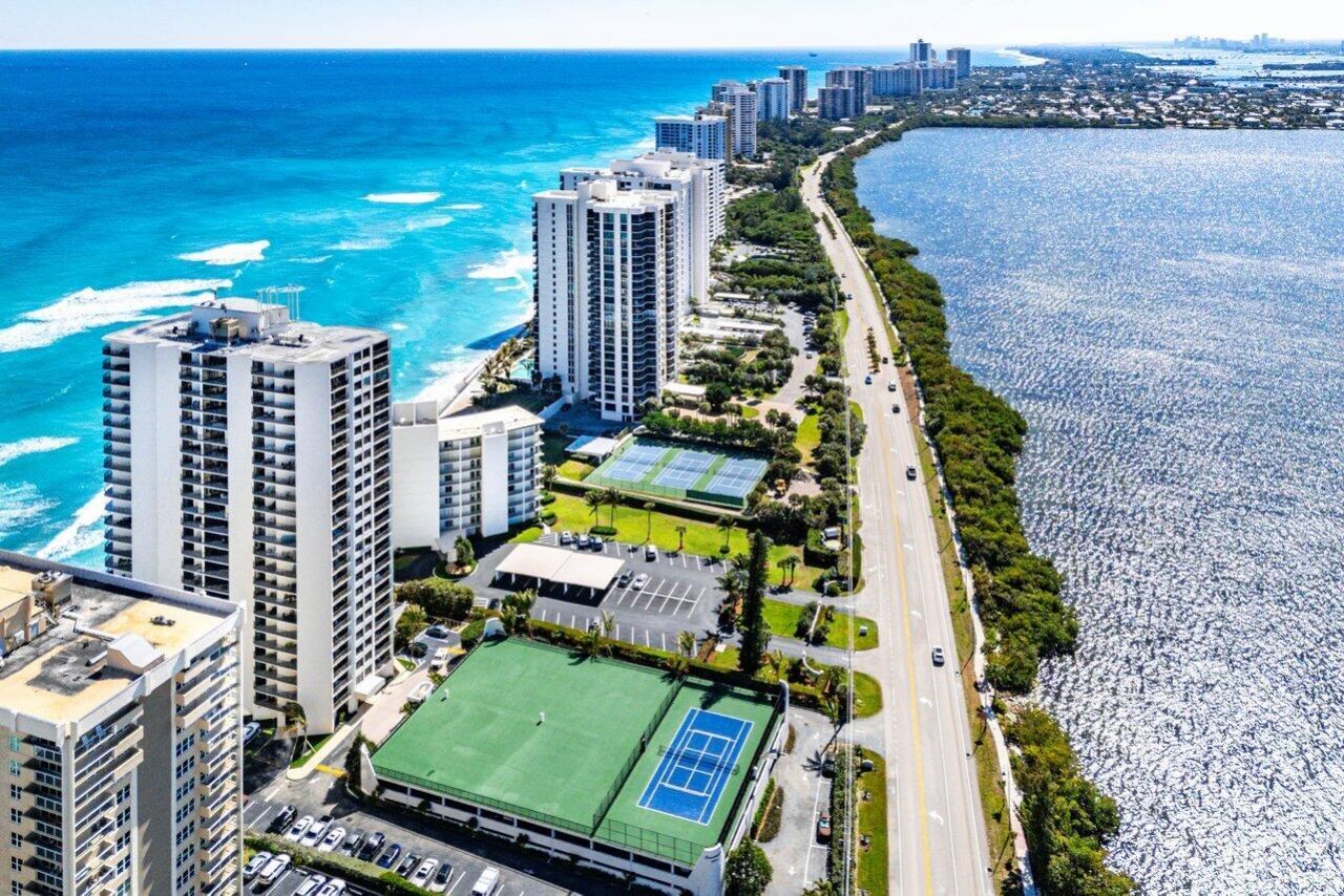 5420 N Ocean Drive, Unit 1605, Singer Island, FL 33404 Photo