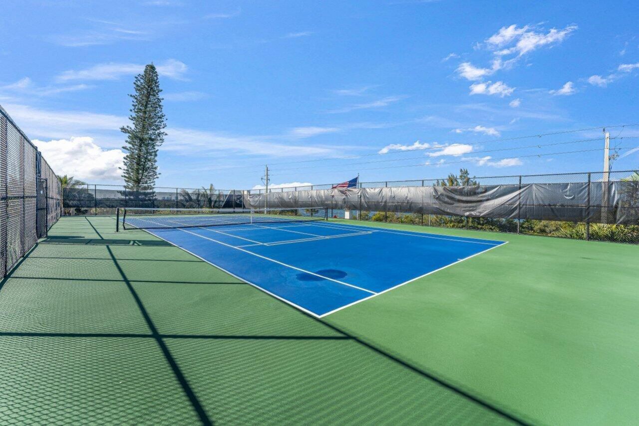 5420 N Ocean Drive, Unit 1605, Singer Island, FL 33404 Photo