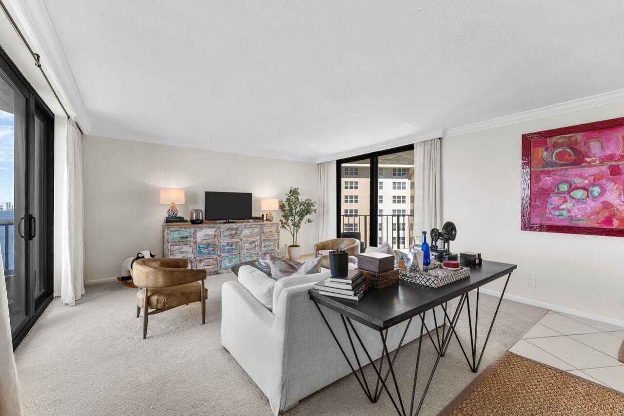 5420 N Ocean Drive, Unit 1605, Singer Island, FL 33404 Photo