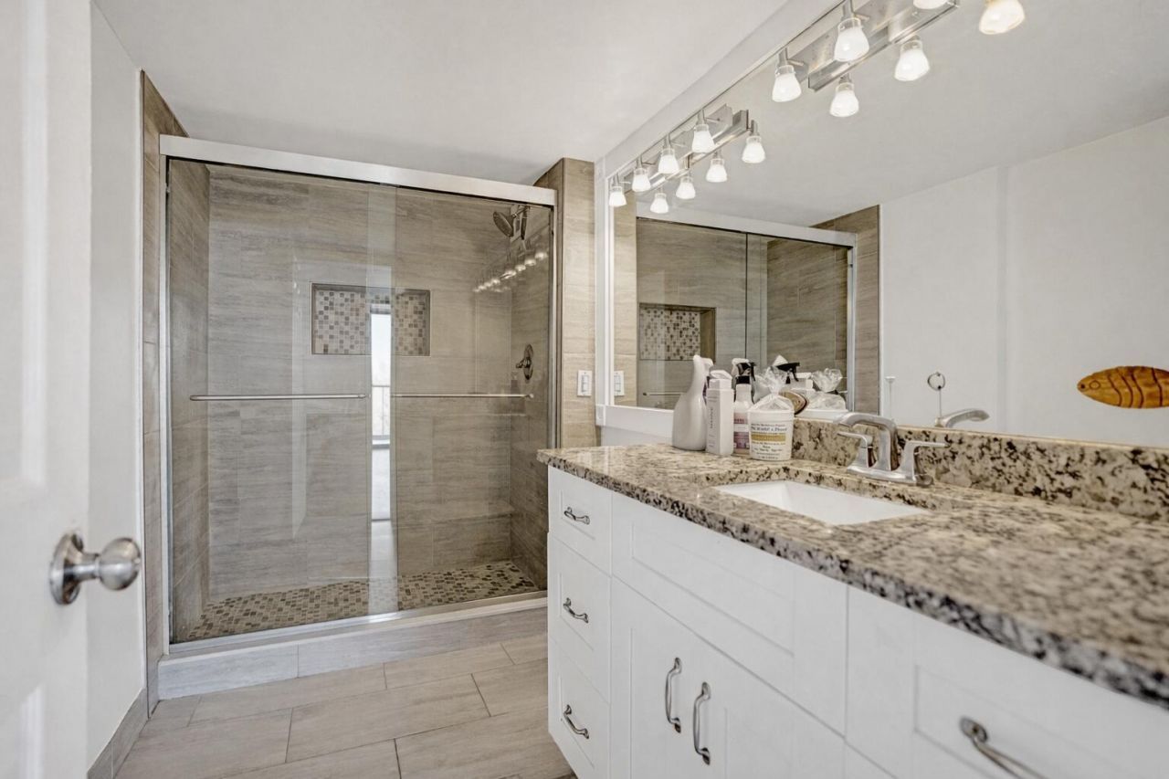 1631 Riverview Road, Unit 507, Deerfield Beach, FL 33441 Photo