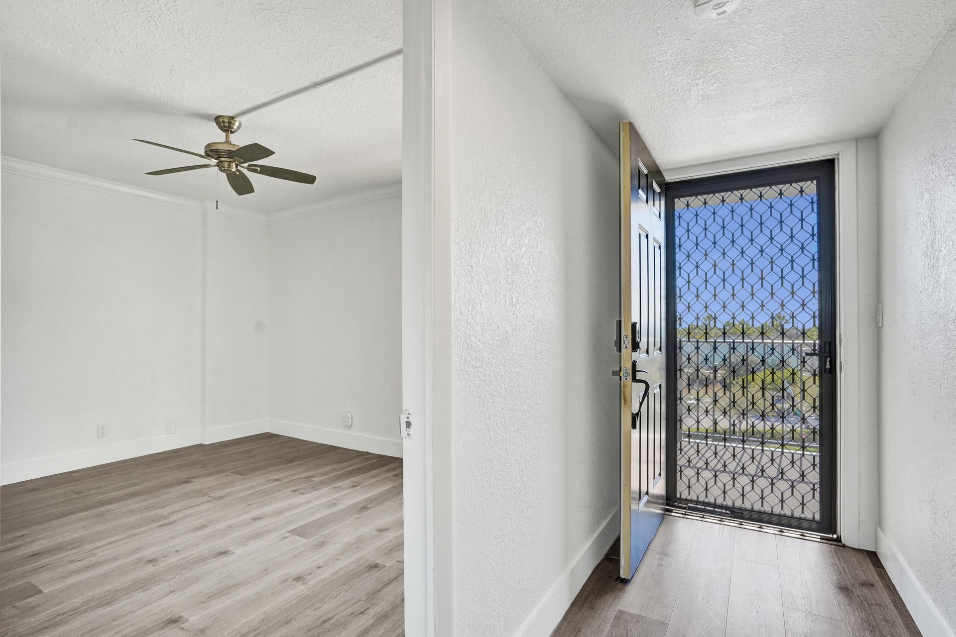 1631 Riverview Road, Unit 507, Deerfield Beach, FL 33441 Photo