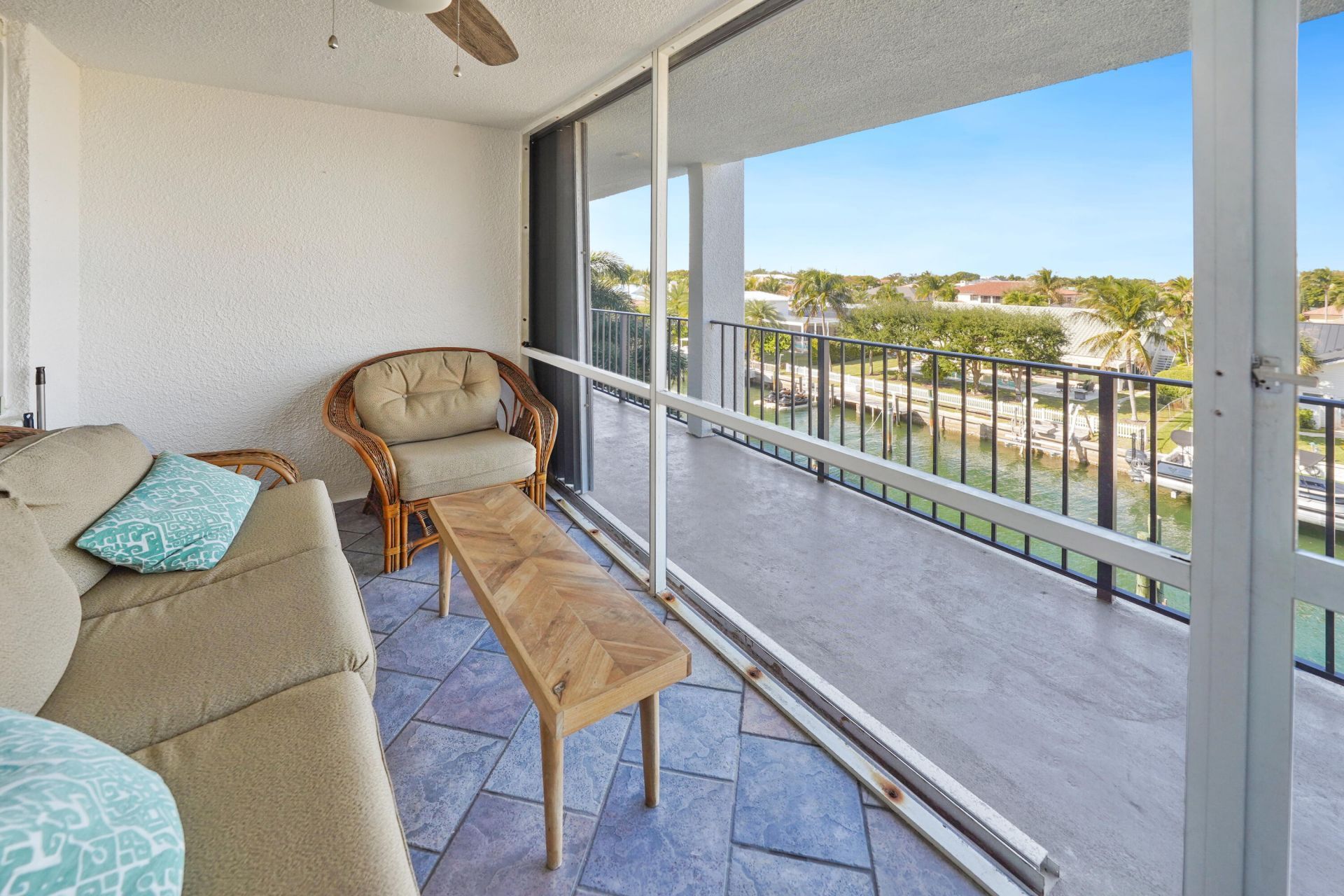 109 Paradise Harbour Boulevard, Unit 414, North Palm Beach, FL 33408 Photo