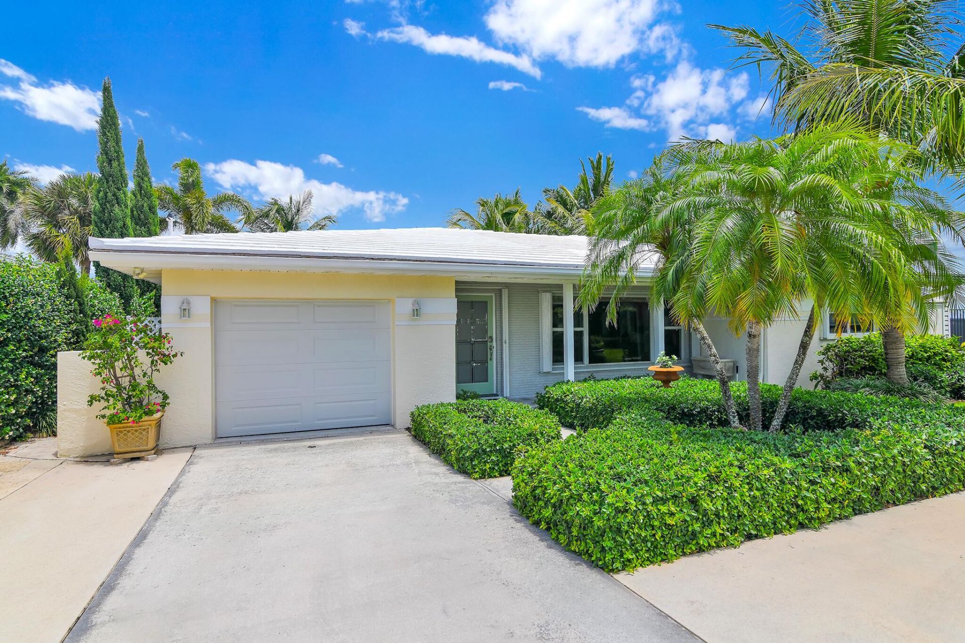 3211 Karen Drive, Delray Beach, FL 33483 Photo