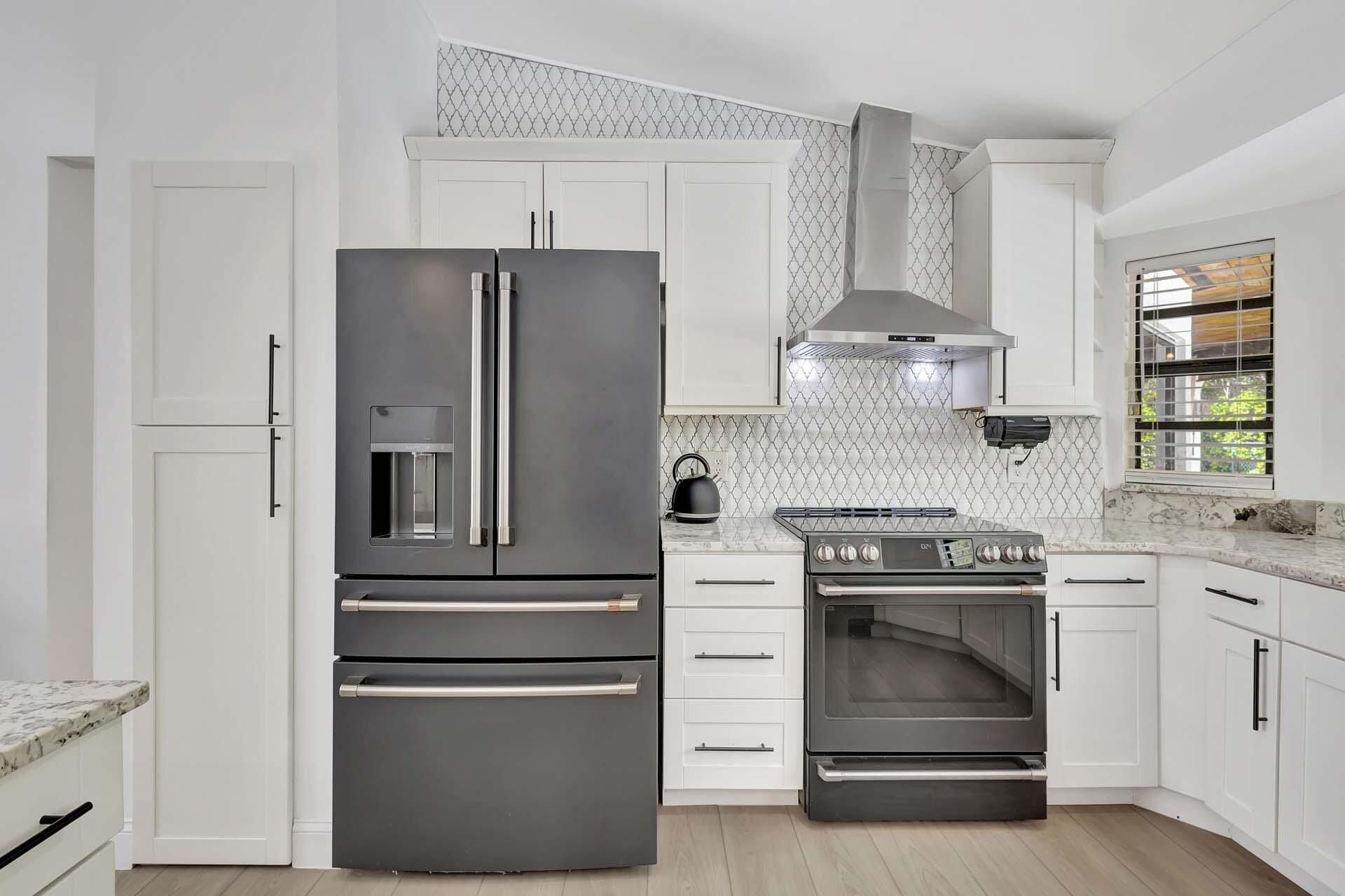 1915 Newhaven Avenue, Wellington, FL 33414 Photo