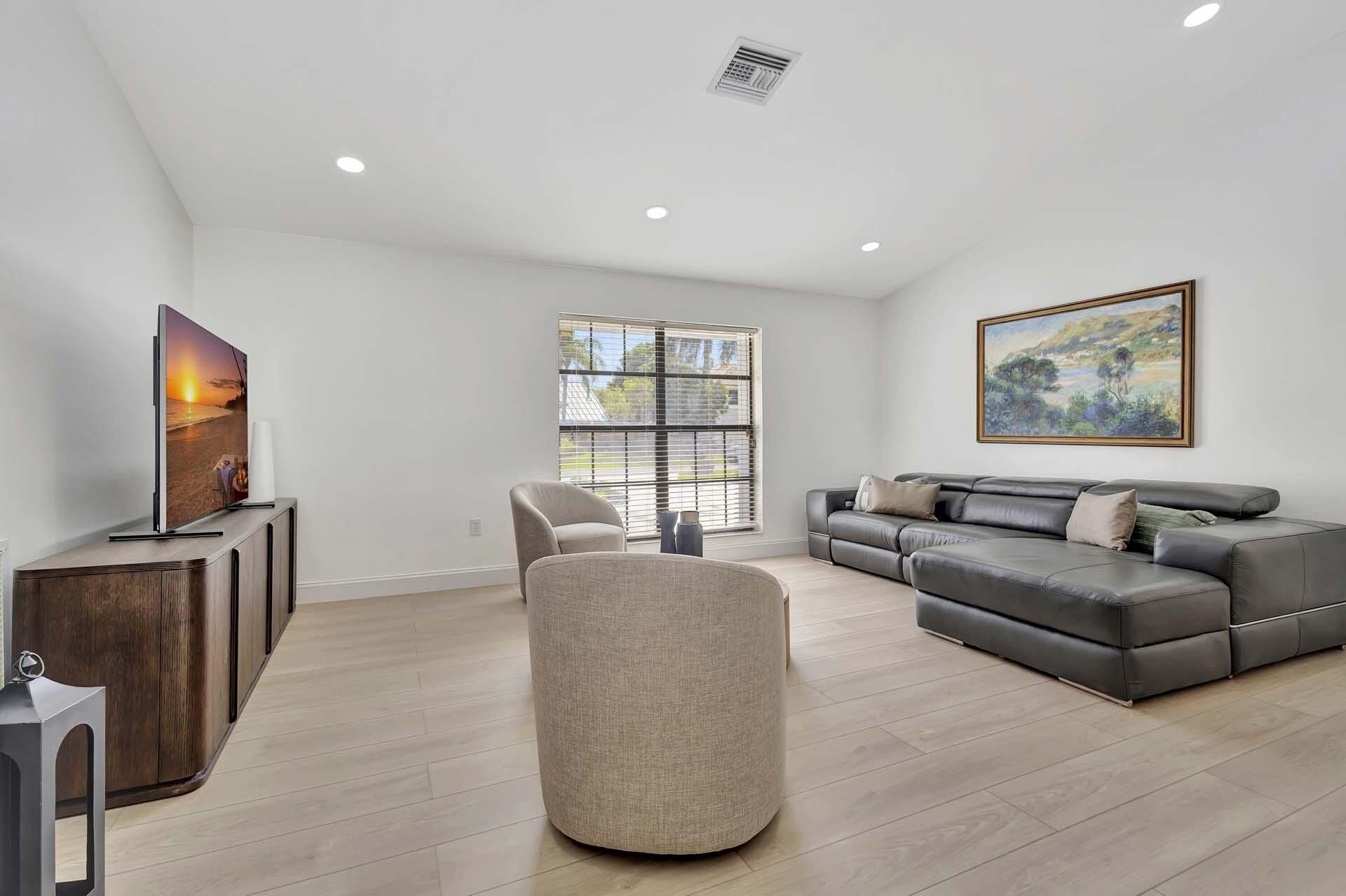 1915 Newhaven Avenue, Wellington, FL 33414 Photo