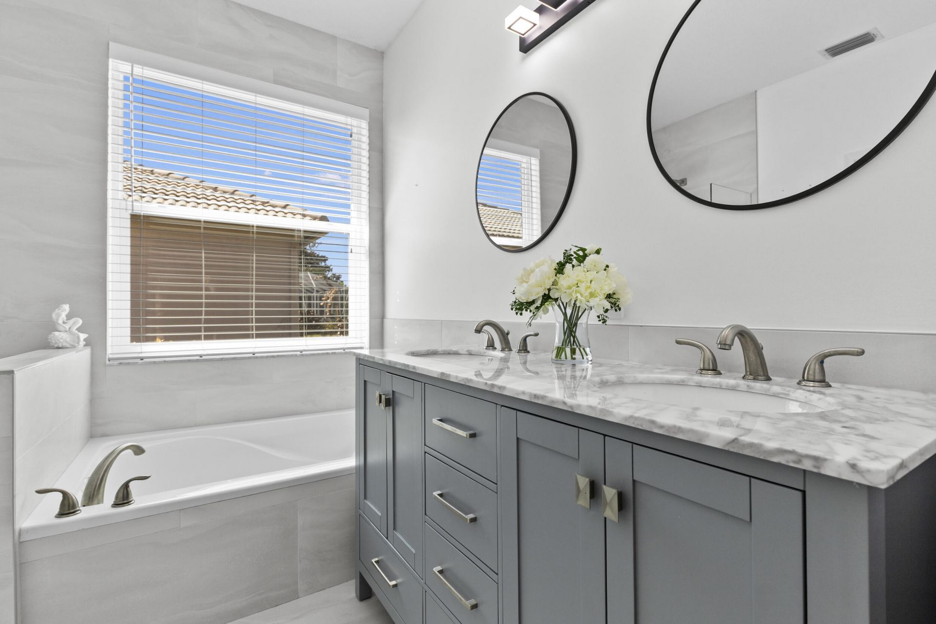 508 NW Waverly Circle, Port Saint Lucie, FL 34983 Photo