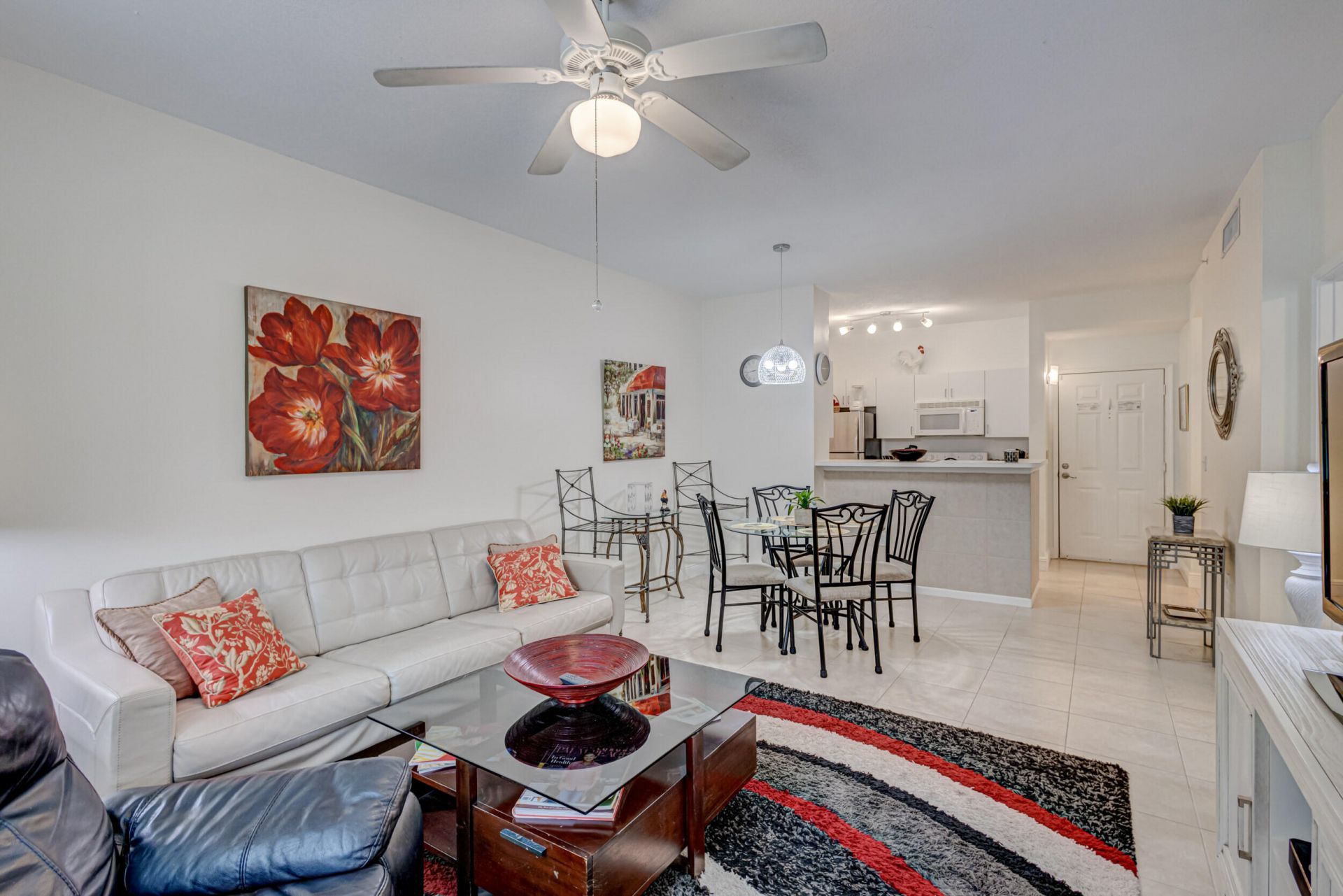 630 S Sapodilla Avenue, Unit 112, West Palm Beach, FL 33401 Photo