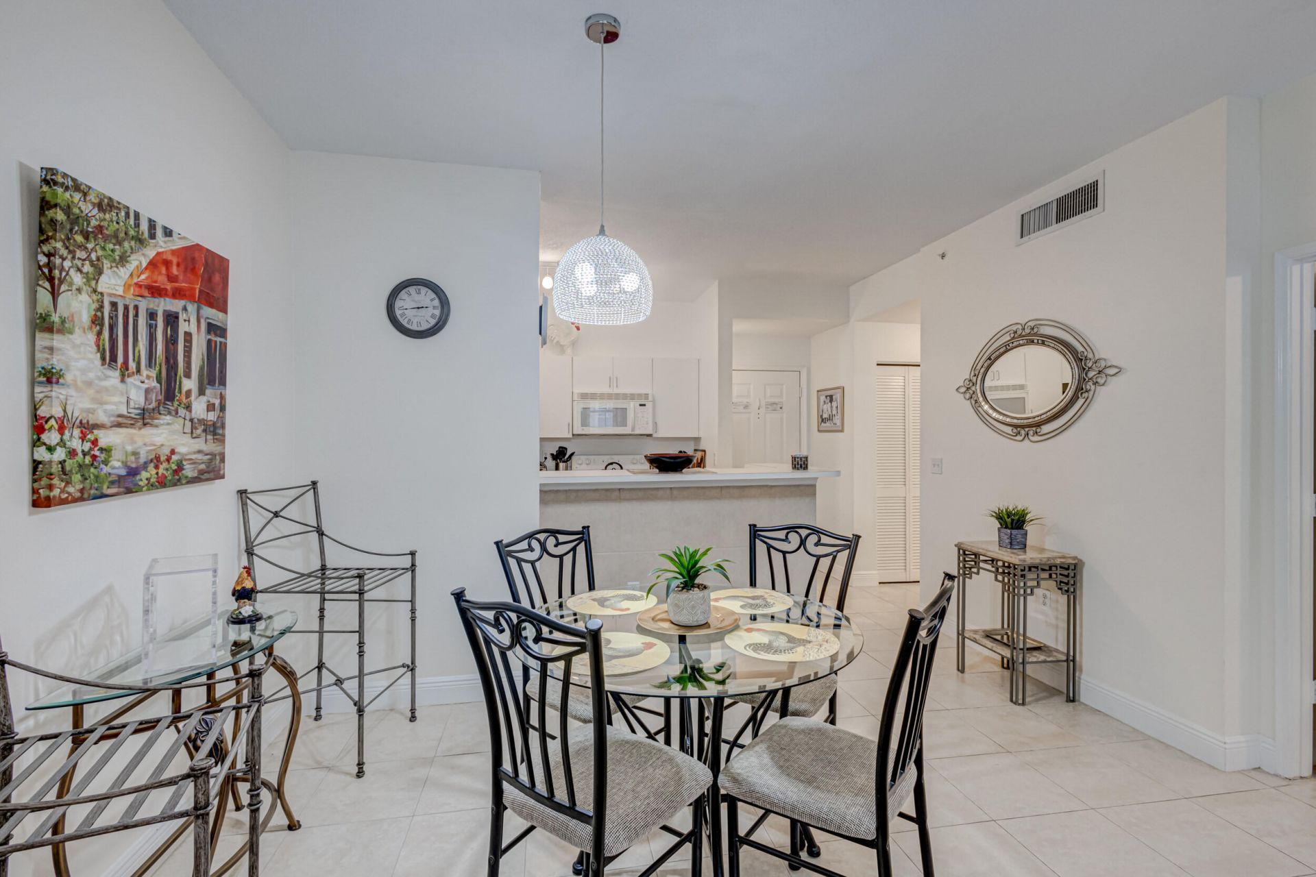 630 S Sapodilla Avenue, Unit 112, West Palm Beach, FL 33401 Photo