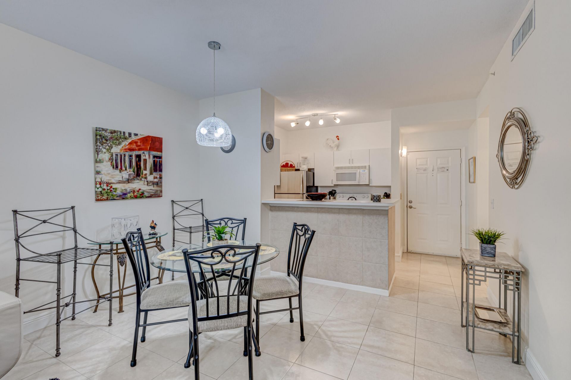 630 S Sapodilla Avenue, Unit 112, West Palm Beach, FL 33401 Photo