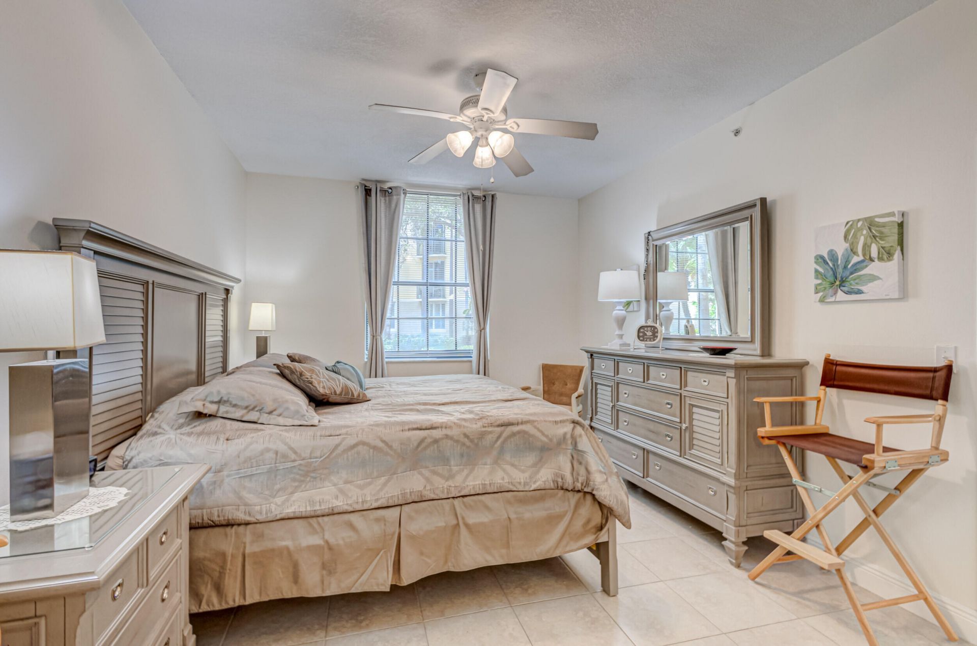 630 S Sapodilla Avenue, Unit 112, West Palm Beach, FL 33401 Photo